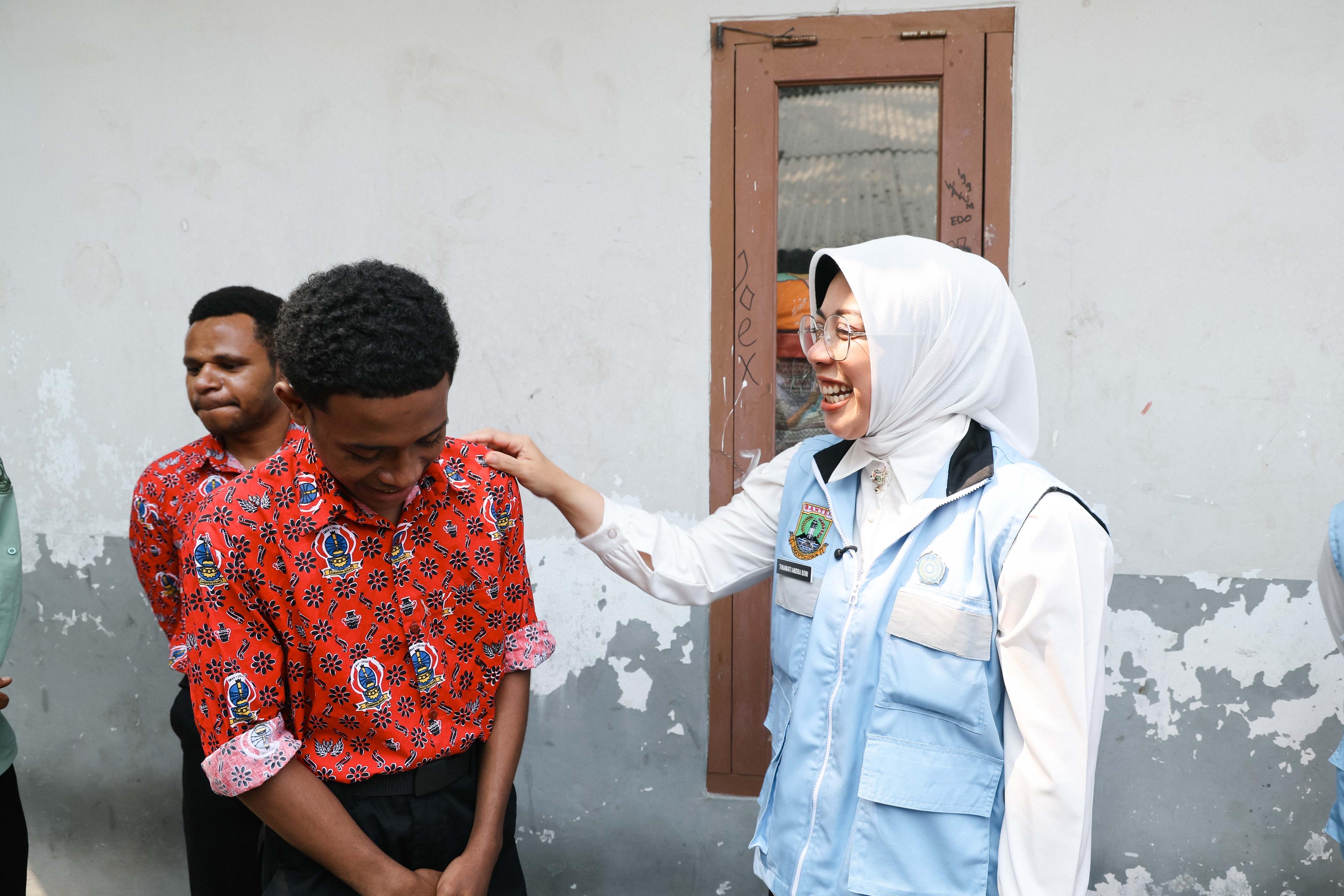 Tinawati Tinjau Lomba Sekolah Sehat di SMAN 1 Ciruas, Tekankan Pentingnya Lingkungan Belajar yang Aman dan Nyaman