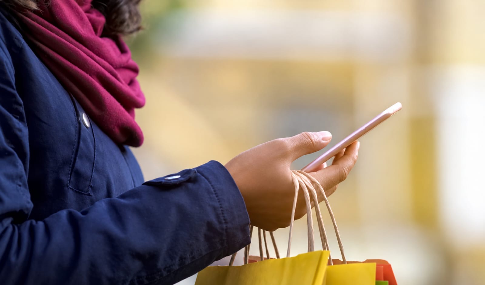 Kenapa Kita Suka Belanja Online? Ini Alasan di Balik Kebiasaan Konsumen Masa Kini di Kota Serang