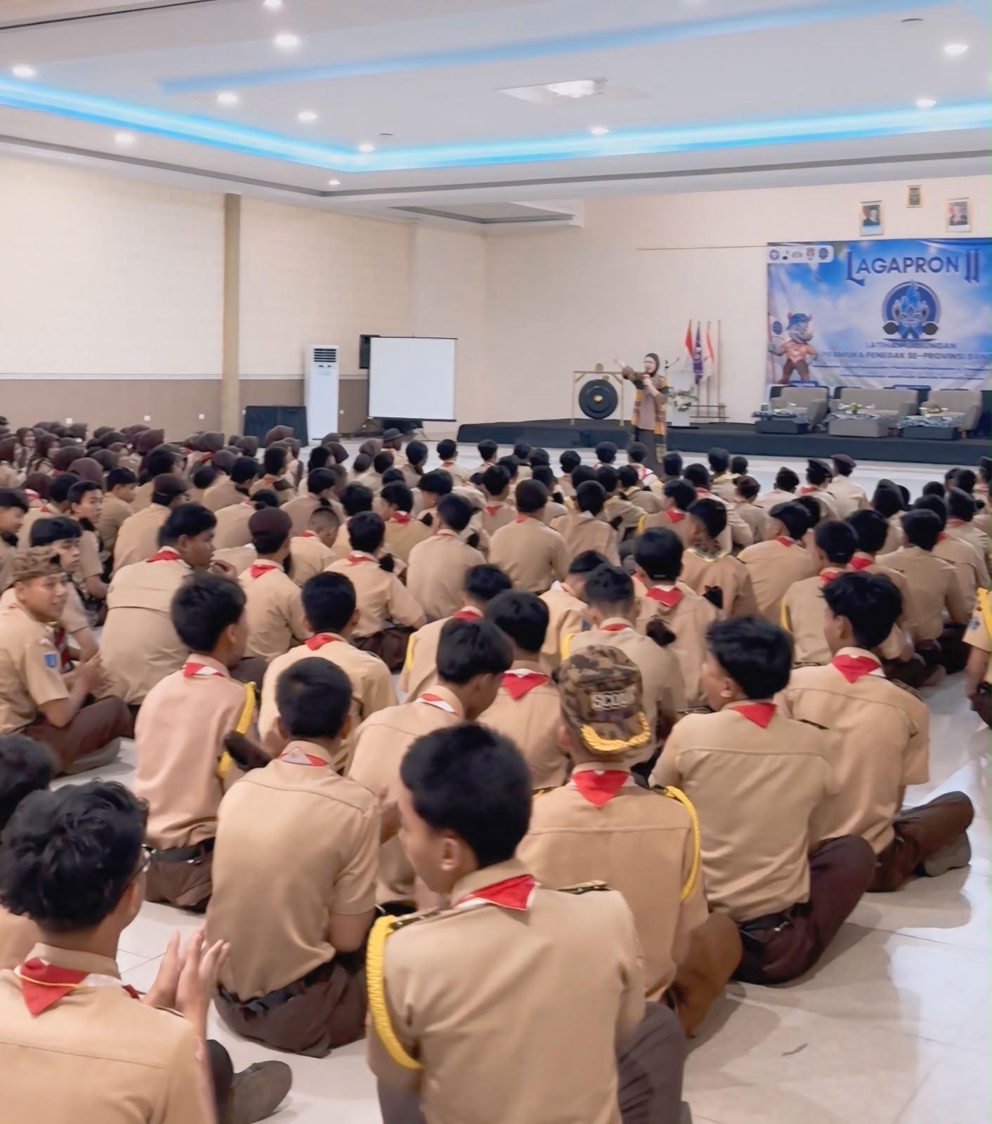LAGAPRON II UNBAJA,  Seminar Personal Branding Bekali Kemampuan Anggota Pramuka
