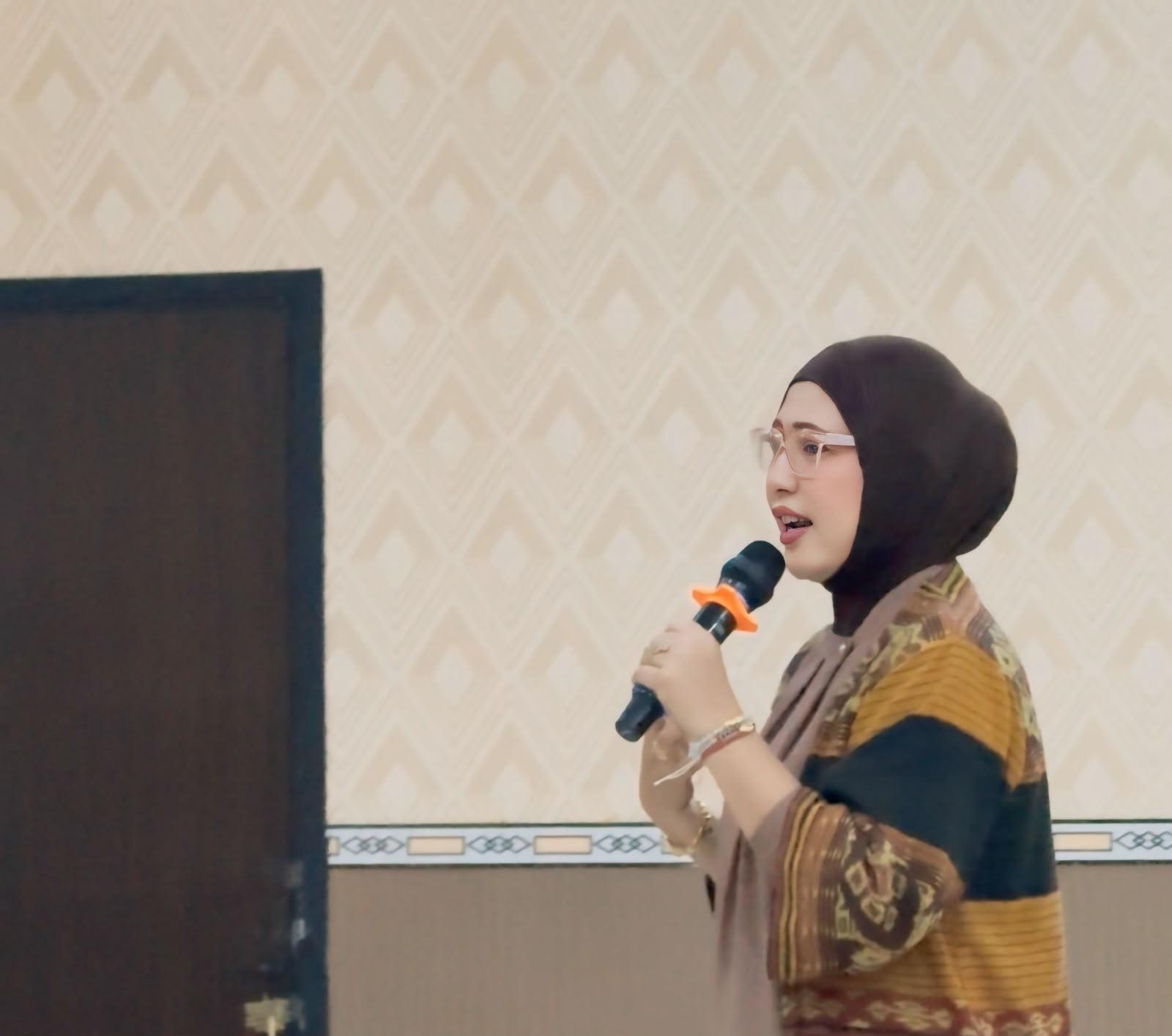 LAGAPRON II UNBAJA,  Seminar Personal Branding Bekali Kemampuan Anggota Pramuka