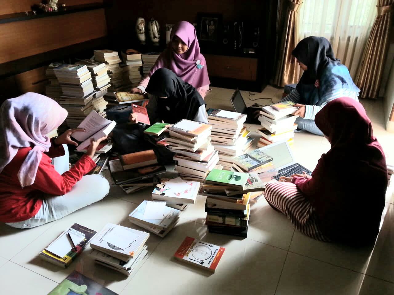 Toko Buku Asal Banten "Jawara Buku" Punya Misi Sosial: Belanja Sambil Berdonasi 