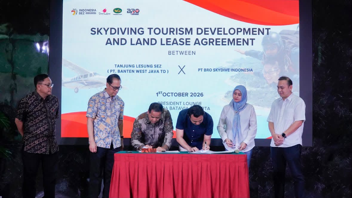 Tanjung Lesung Buka Peluang Baru Aviation Tourism, Gandeng Bro Skydive Indonesia