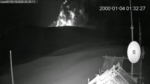 Gunung Anak Krakatau Kembali Erupsi, Masyarakat Diminta Jauhi Radius 2 Kilometer