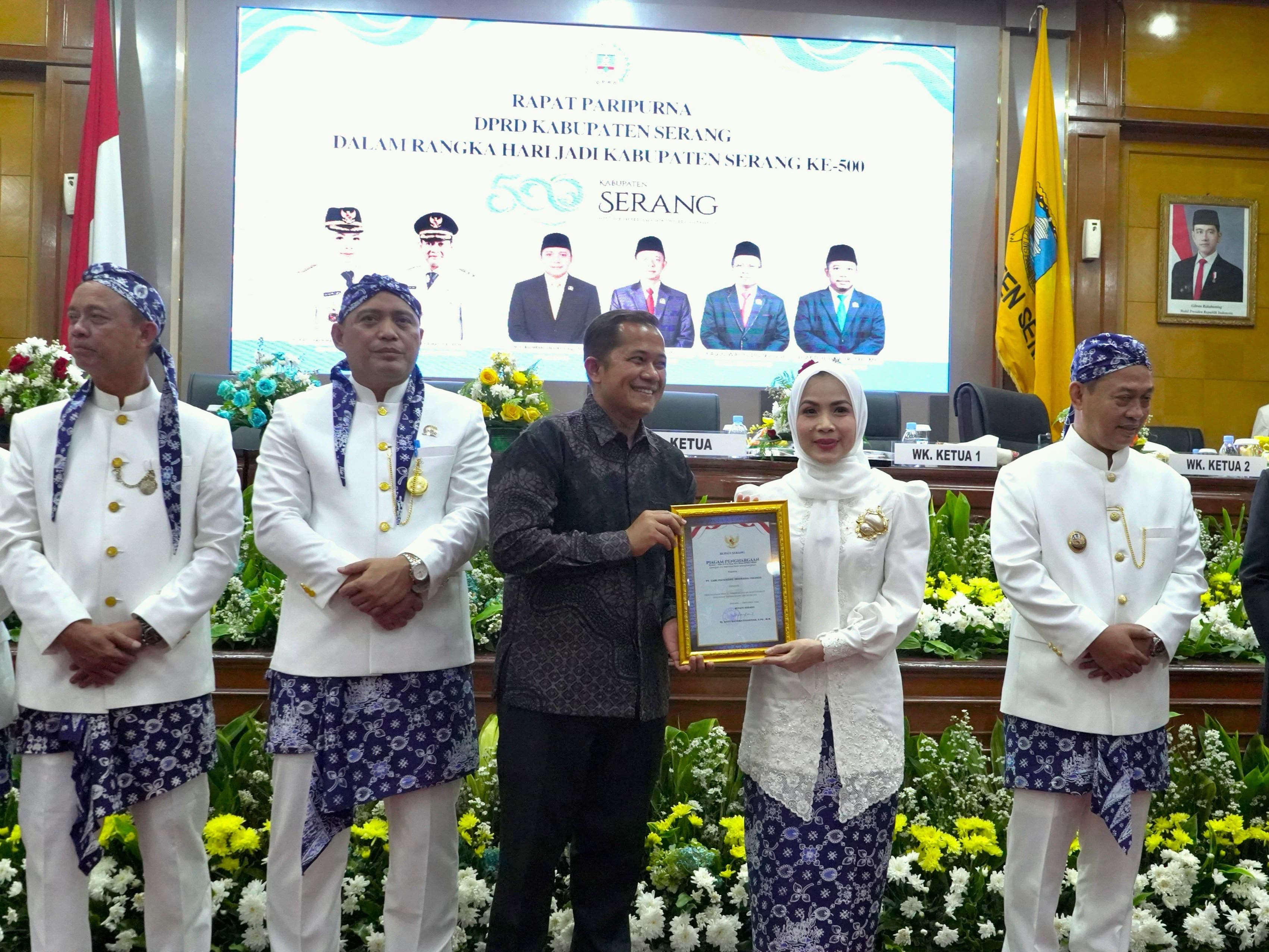 Bupati Serang Berikan Penghargaan Kepada PT Lami Packaging Indonesia atas Kontribusi dalam  Pemberdayaan Masyarakat dan Kebersihan Lingkungan