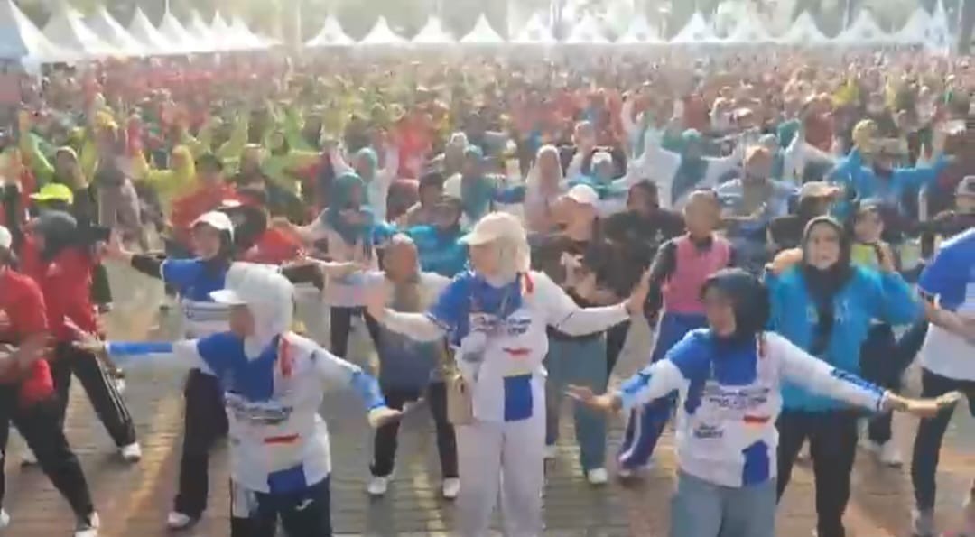 Senam Bersama Memperingati HUT Ke 26 Provinsi Banten